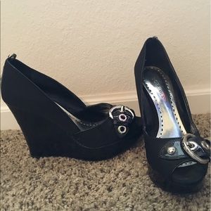 BCBGirls black peep toe wedges