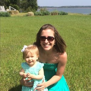 Meet your Posher, Emily