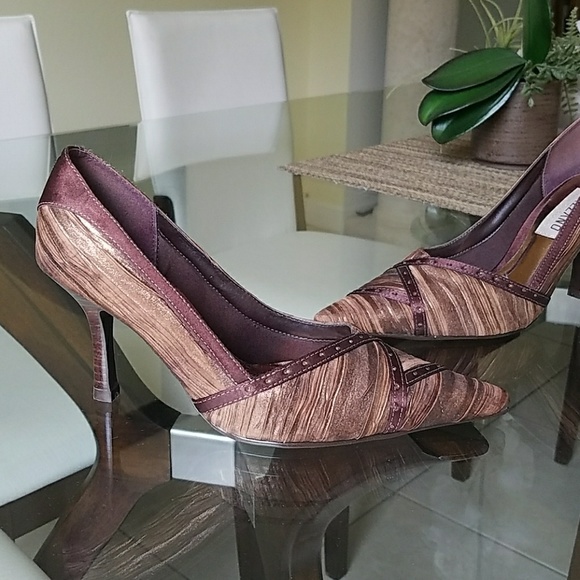 Pointed heels shoes - Picture 1 of 4