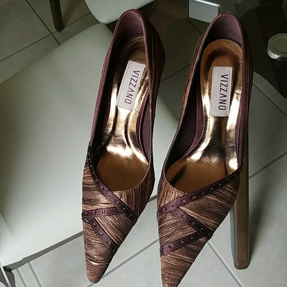 Pointed heels shoes - Picture 3 of 4