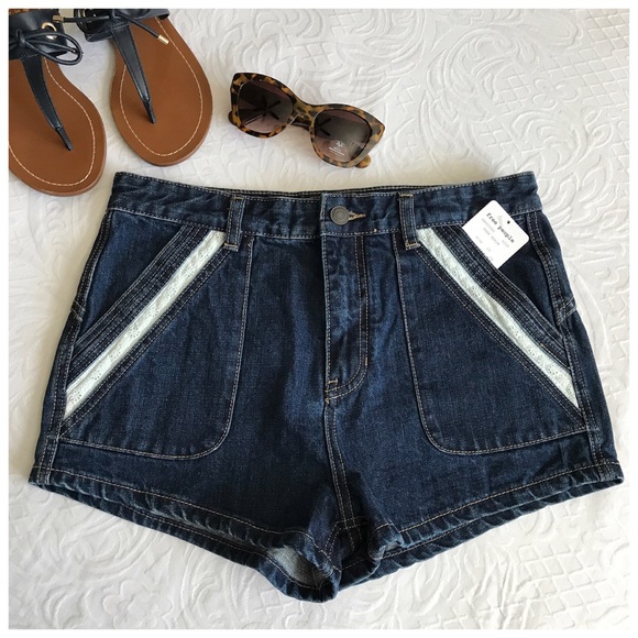 Free People denim shorts - Picture 3 of 6