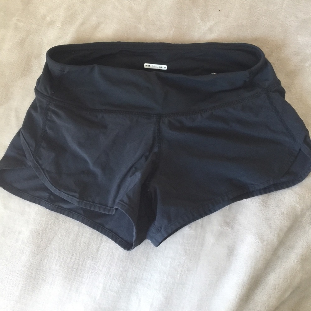 Lululemon shorts size 2