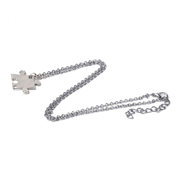 4 Puzzle Piece Friendship Necklace - Picture 8 of 8