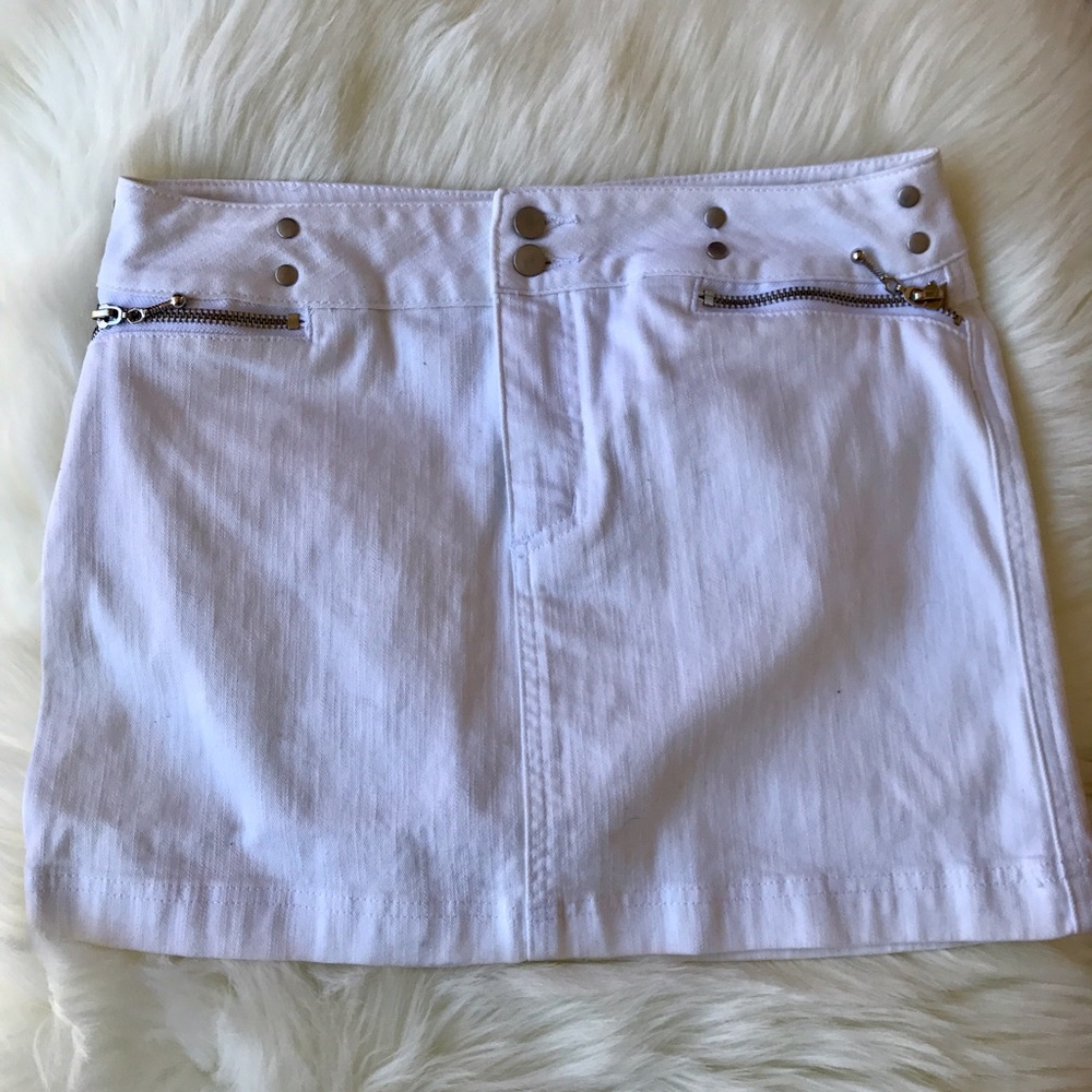 🦋Venus White Denim Mini Skirt🦋NWT💙