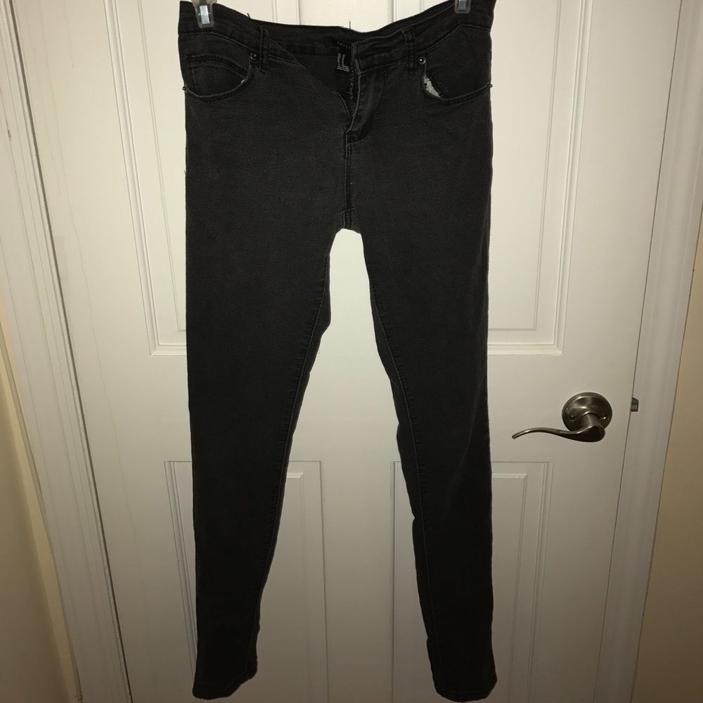 Forever 21 black skinny jeans