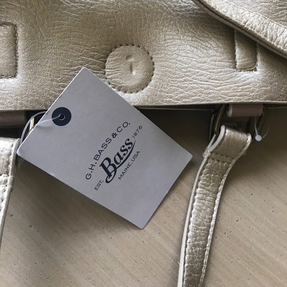 G.H. Bass Co. 2 in 1 reversible women's purse - Picture 3 of 6