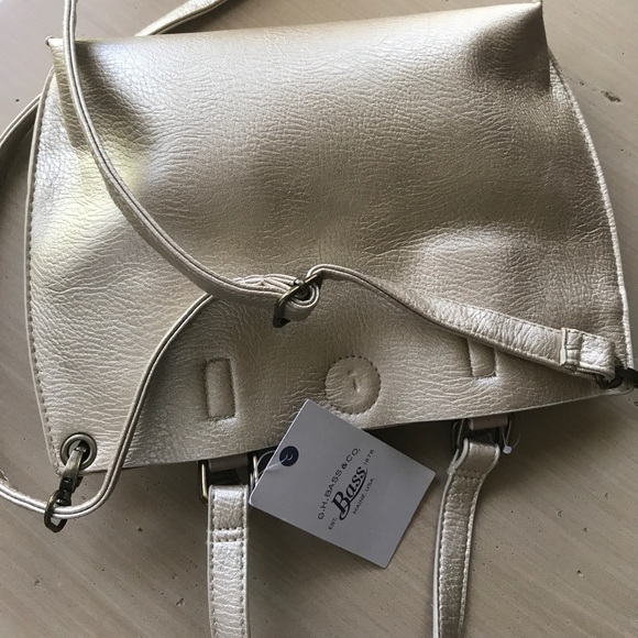 G.H. Bass Co. 2 in 1 reversible women's purse - Picture 4 of 6