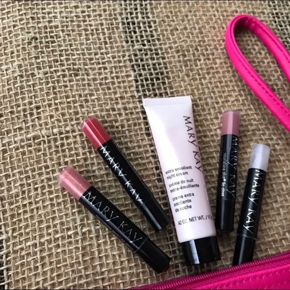 Mary Kay Lip Gloss Sampler Bundle - Picture 3 of 4
