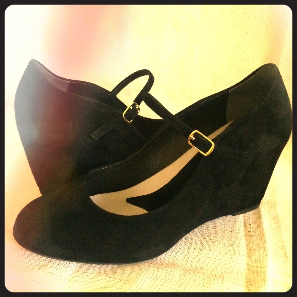 Suede Mary Jane Wedges 👠 by Johnston & Murphy 👠