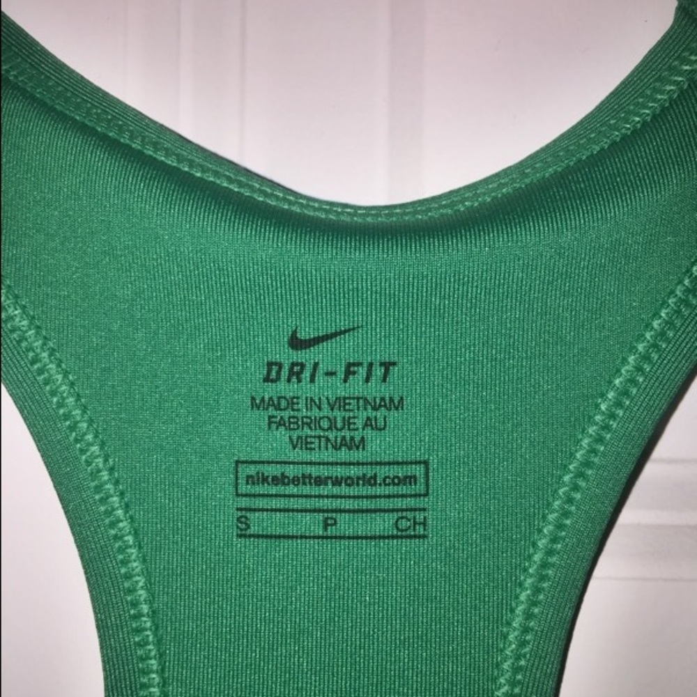 SALE ITEM!✨| Nike Sports Bra• - Picture 3 of 4