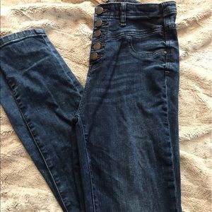 Hi-Waisted Blue Wash Skinny Jeans
