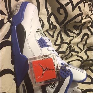 Meet your Posher, Darius