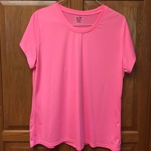 Champion Tee XXL Perfect for Workouts!