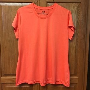Champion Tee XXL. Perfect for Workouts!