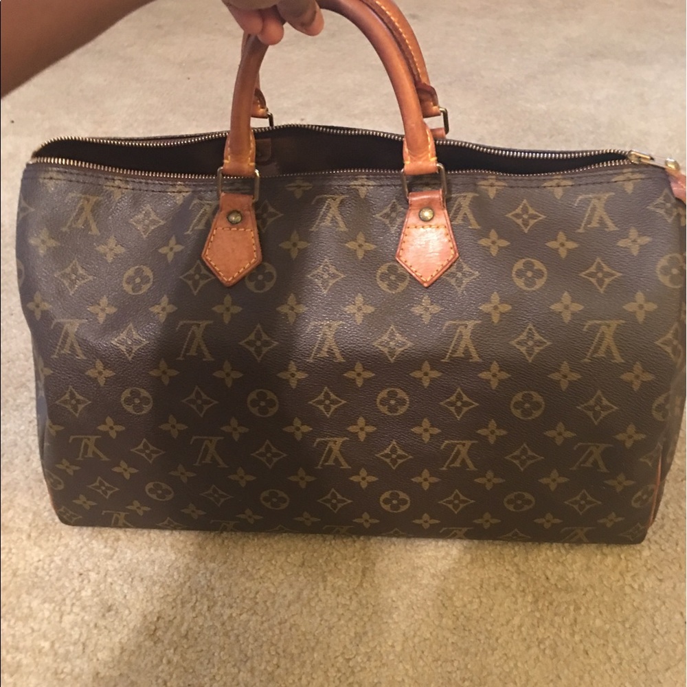 Louis Vuitton Speedy 40