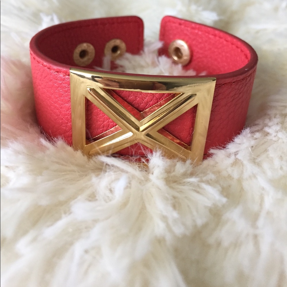 BCBG Bracelet NWOT