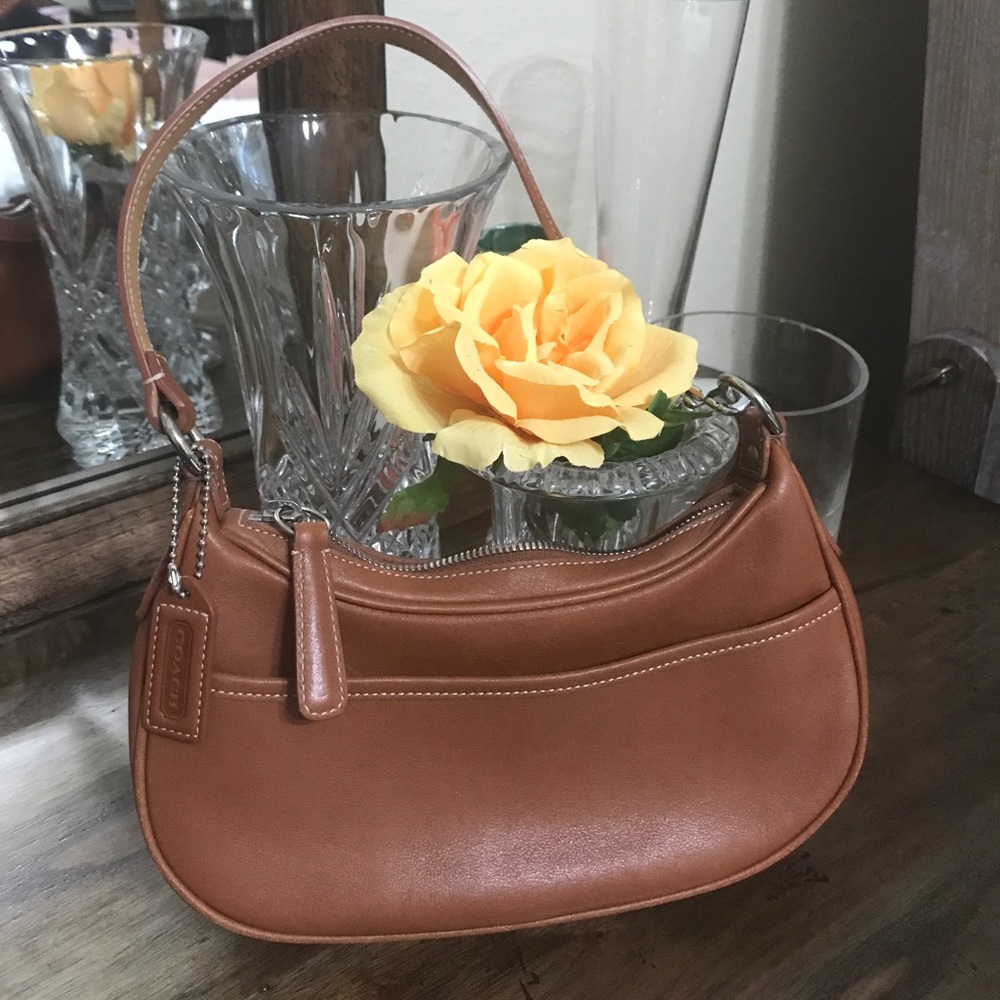 Mini coach hand bag