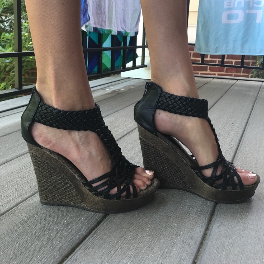 Bucco Black, Canvas, & Wood Platform Wedges Sz 6