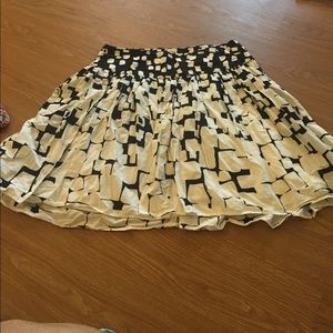 Size 12 torrid skirt black and white