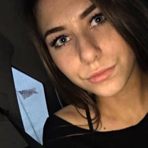 Meet your Posher, Kayley