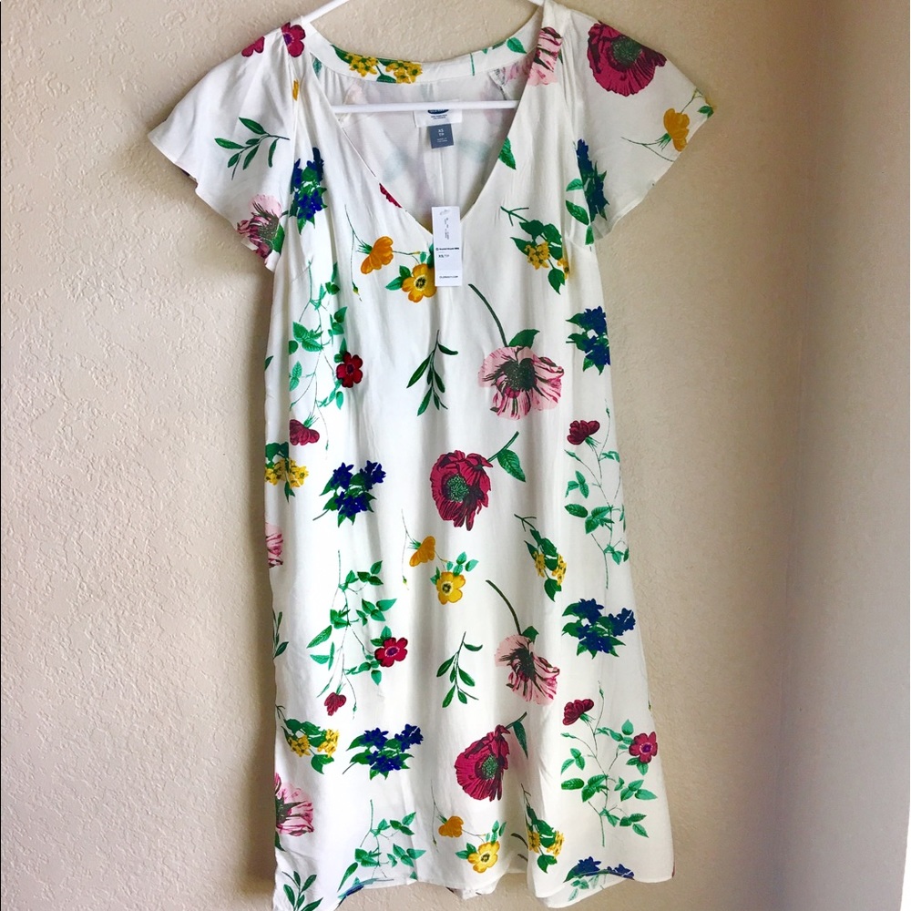 Old Navy dress 🌺🌸🌼🌿