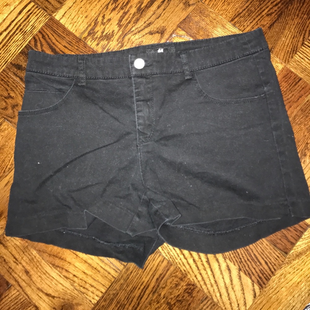 H&M black Jean shorts