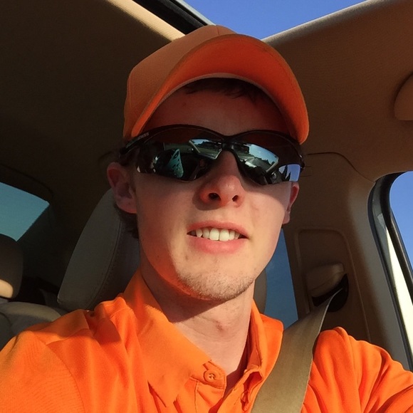 Meet your Posher, Devan - Picture 1 of 1