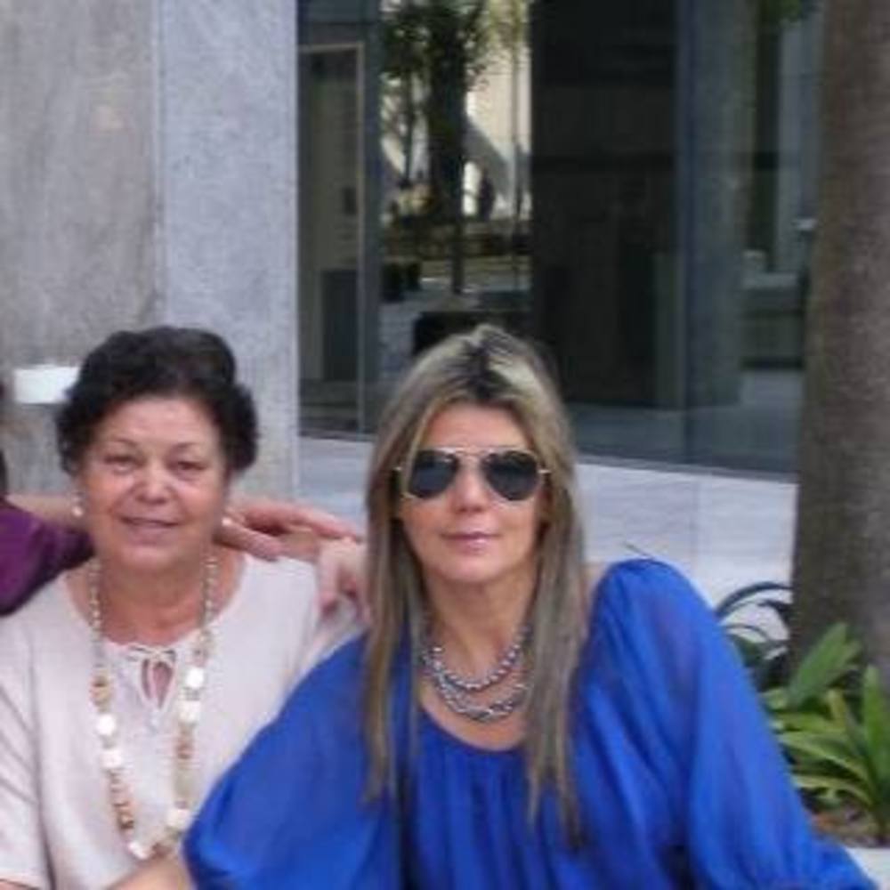 Meet your Posher, Monica