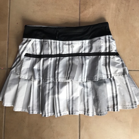 Lululemon Pace Setter Skirt/Shorts - Picture 1 of 3