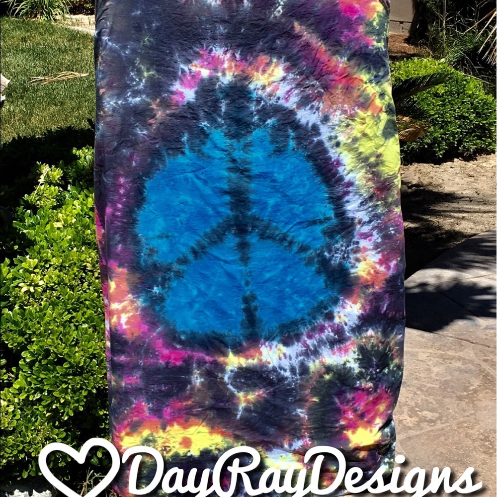 Hippie peace baby fitted sheet