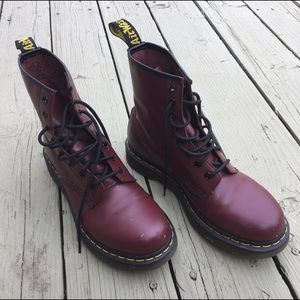 Rusty cherry red classic docs!