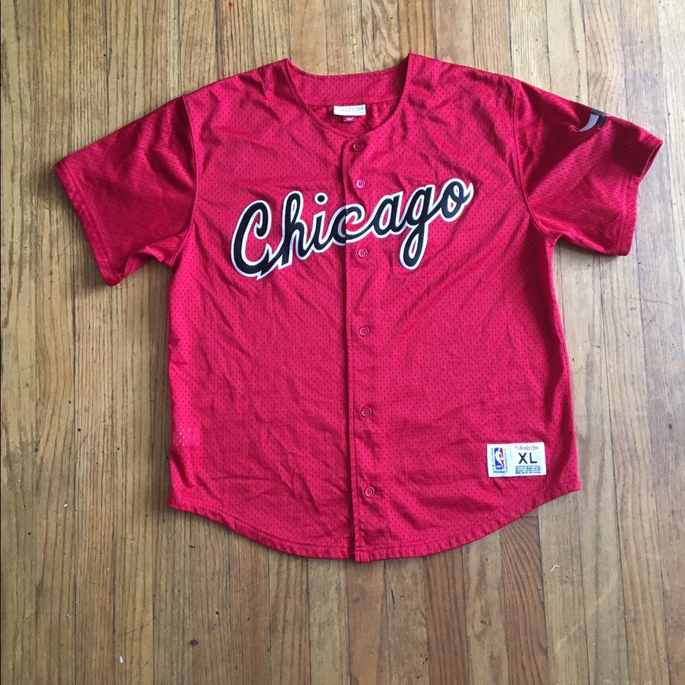 Mitchell & Ness Chicago Bulls Throwback Jersey