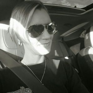 Meet your Posher, Brandy