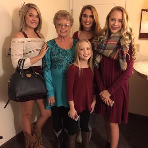 Meet your Posher, Roberta