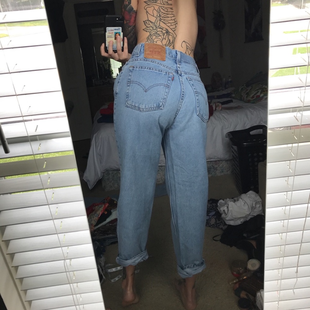 Levi's mom jeans