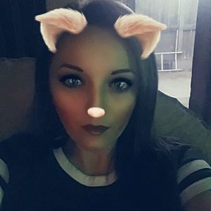 Meet your Posher, Selina