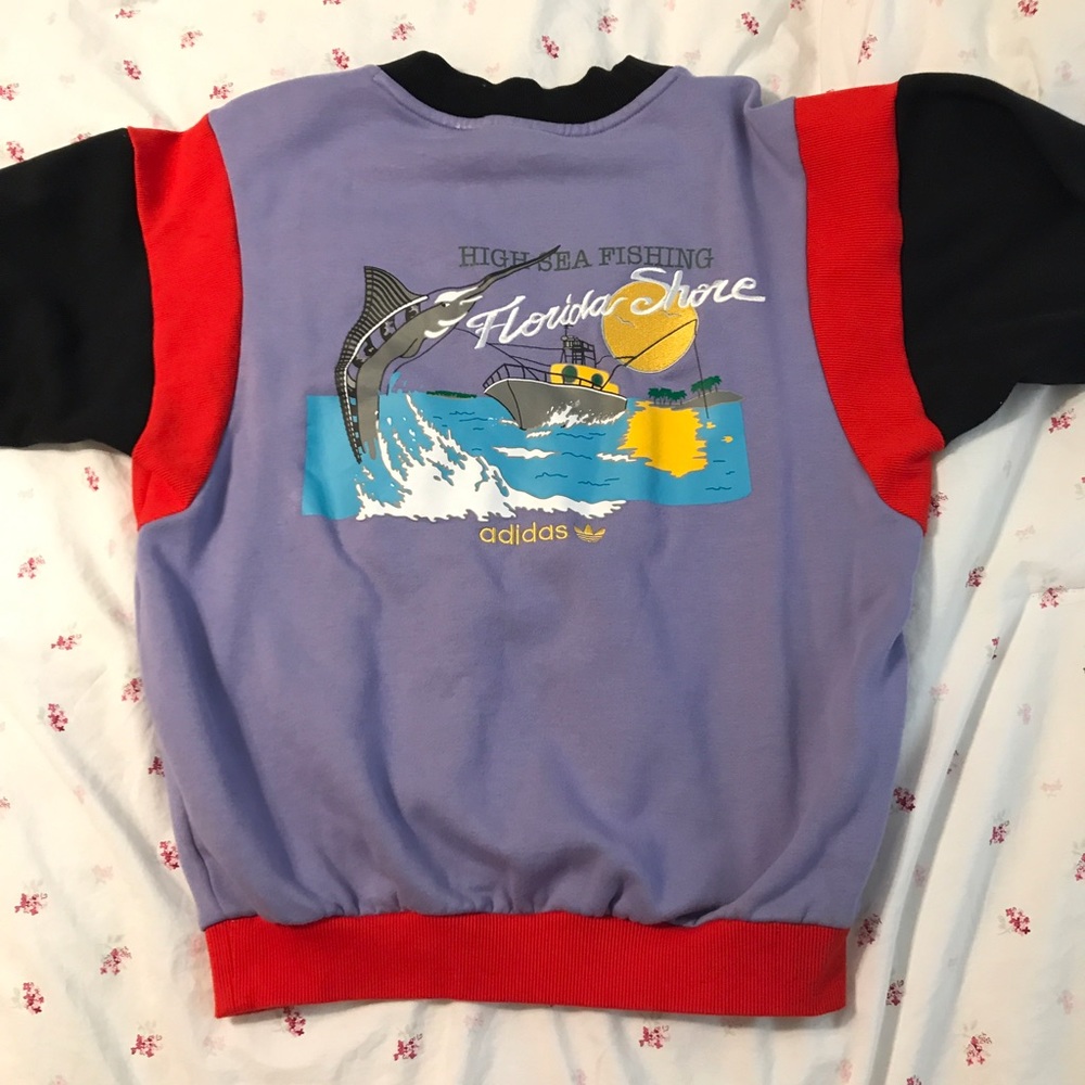 ❌SOLD❌ Adidas Originals Archive Sweatshirt - Picture 4 of 7