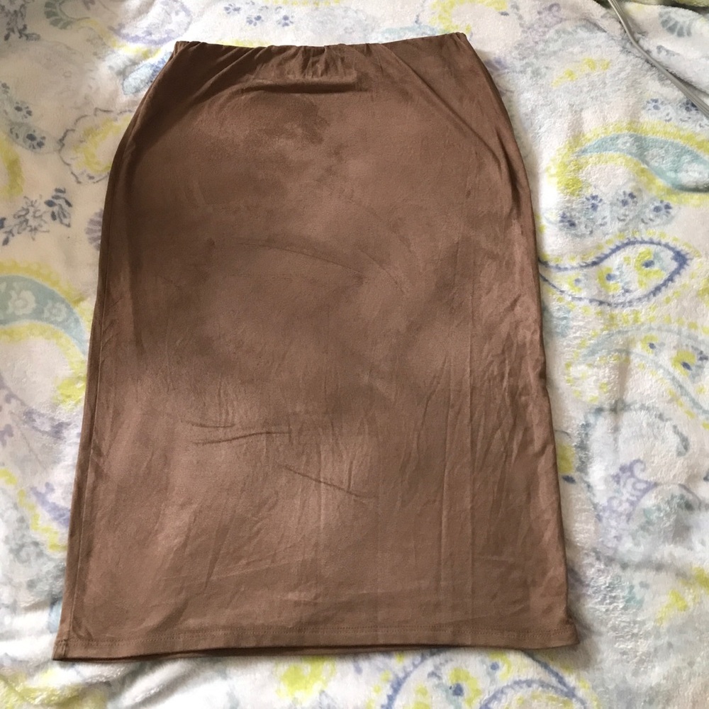 Velvet textured midi skirt