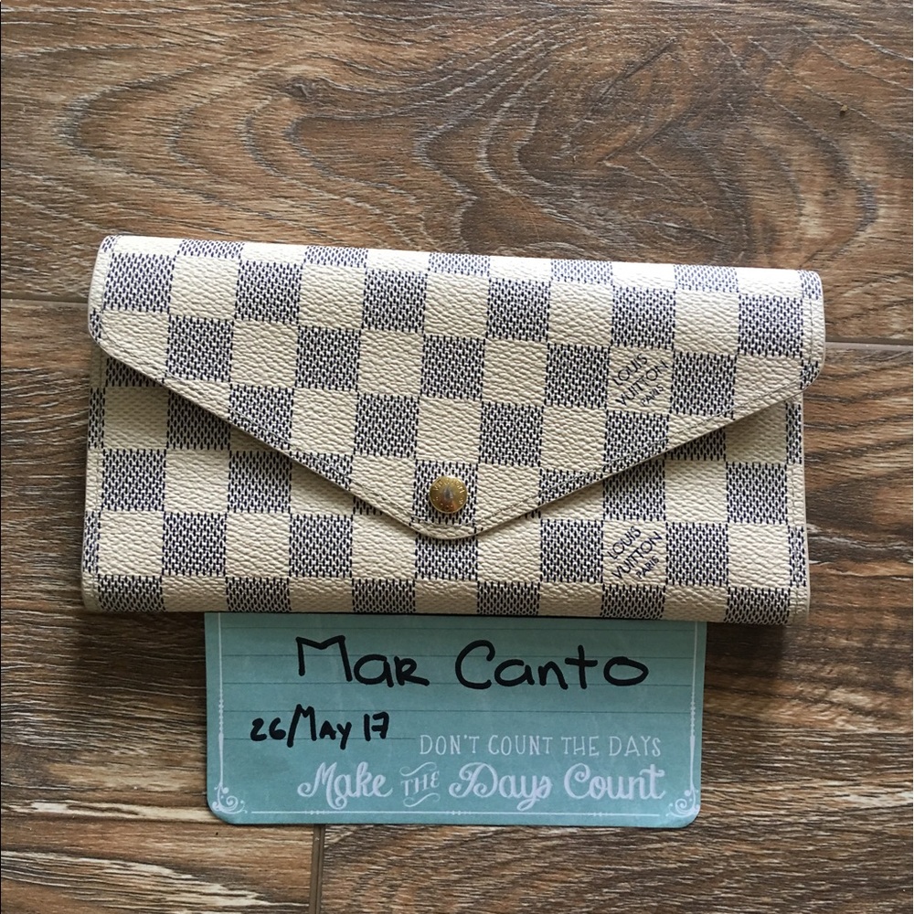 Pre loved LV Josephine wallet