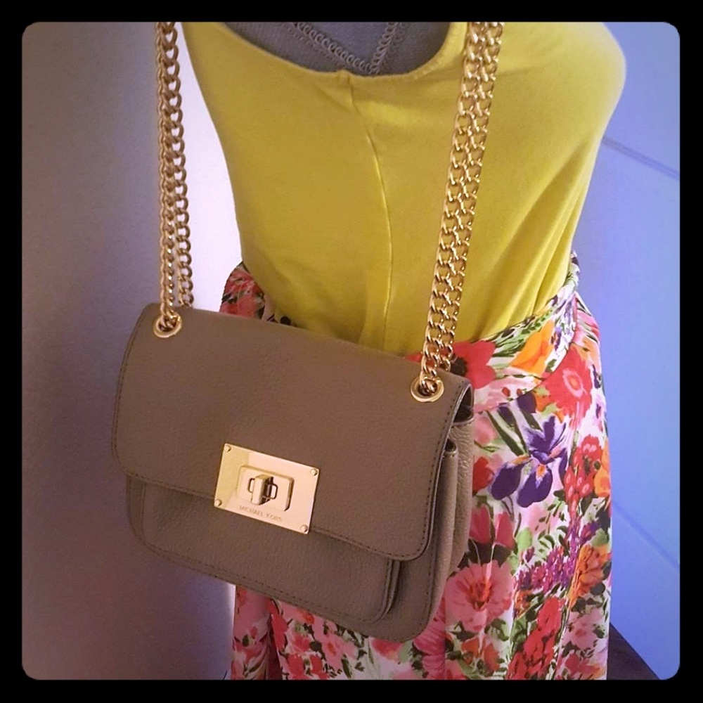 🚫SOLD🚫Michael Kors purse
