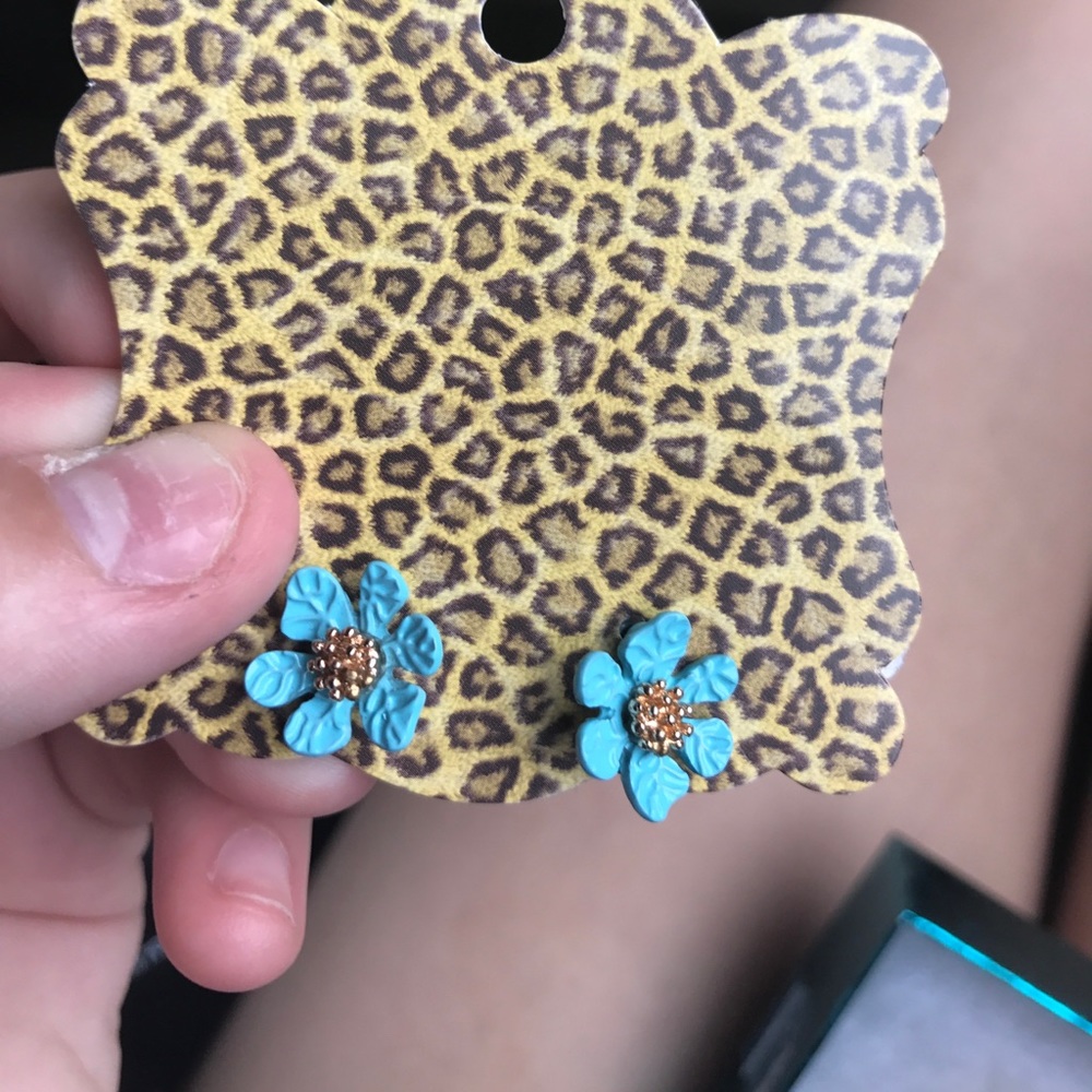 blue flower earrings