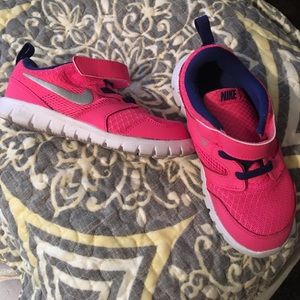 Girls Nike tennis