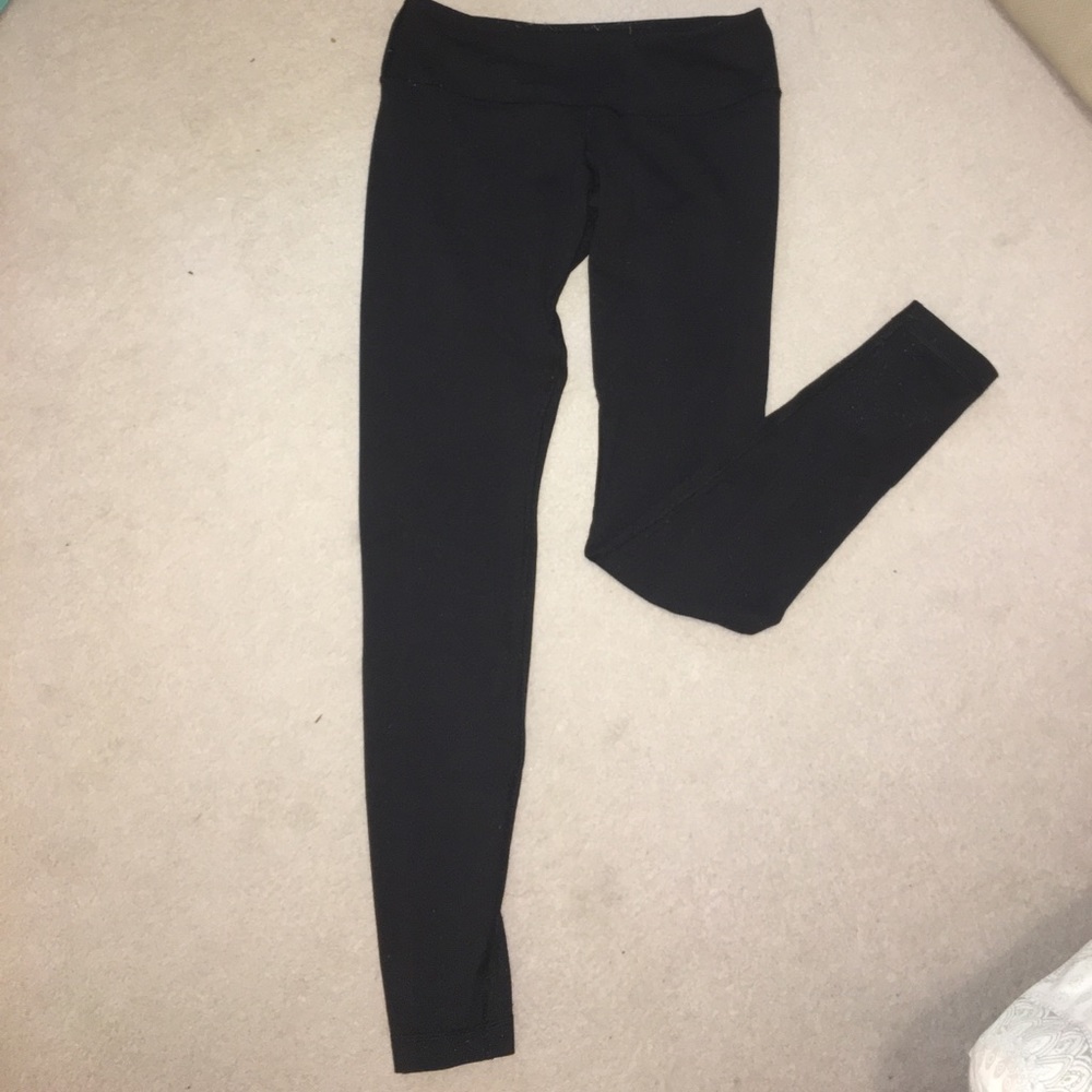 Lululemon black leggings