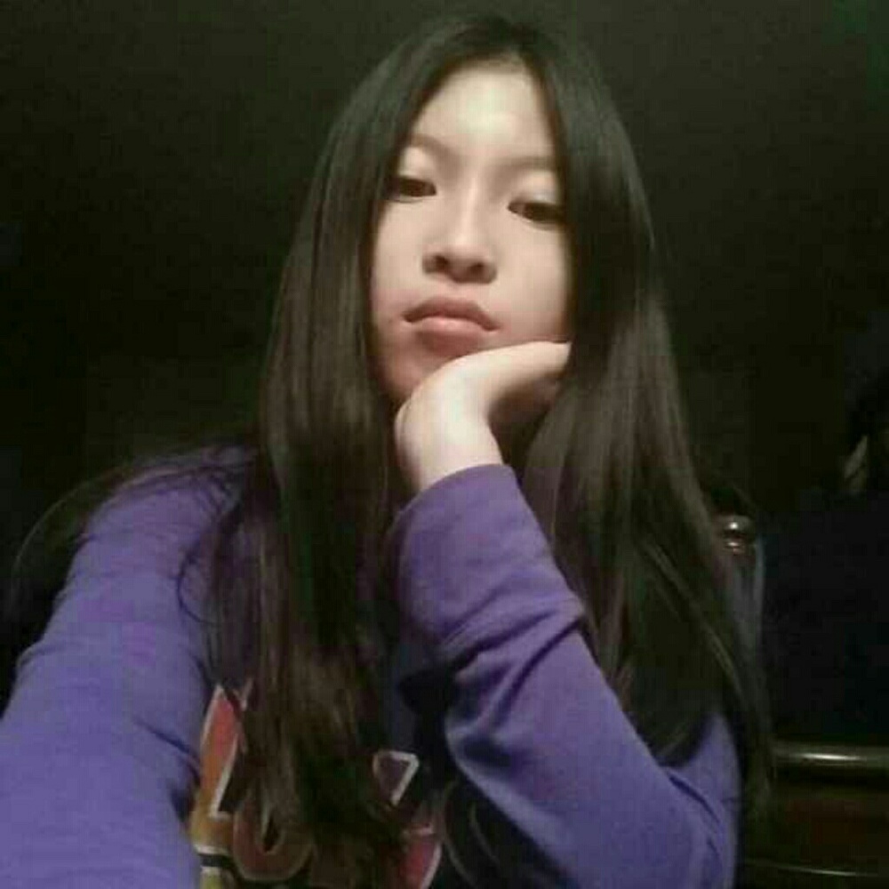 Meet your Posher, Alicia