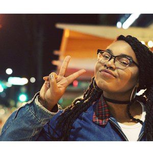 Meet your Posher, Joy