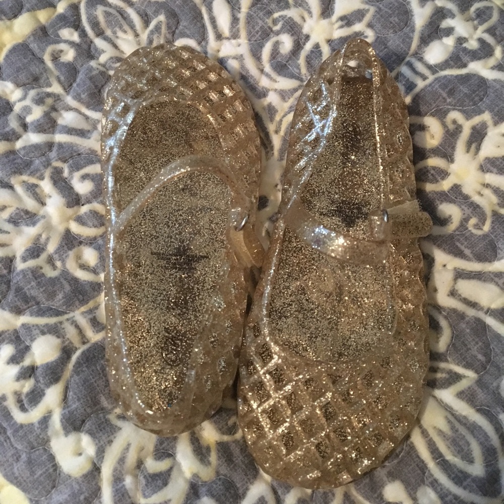 Girls gold jellies
