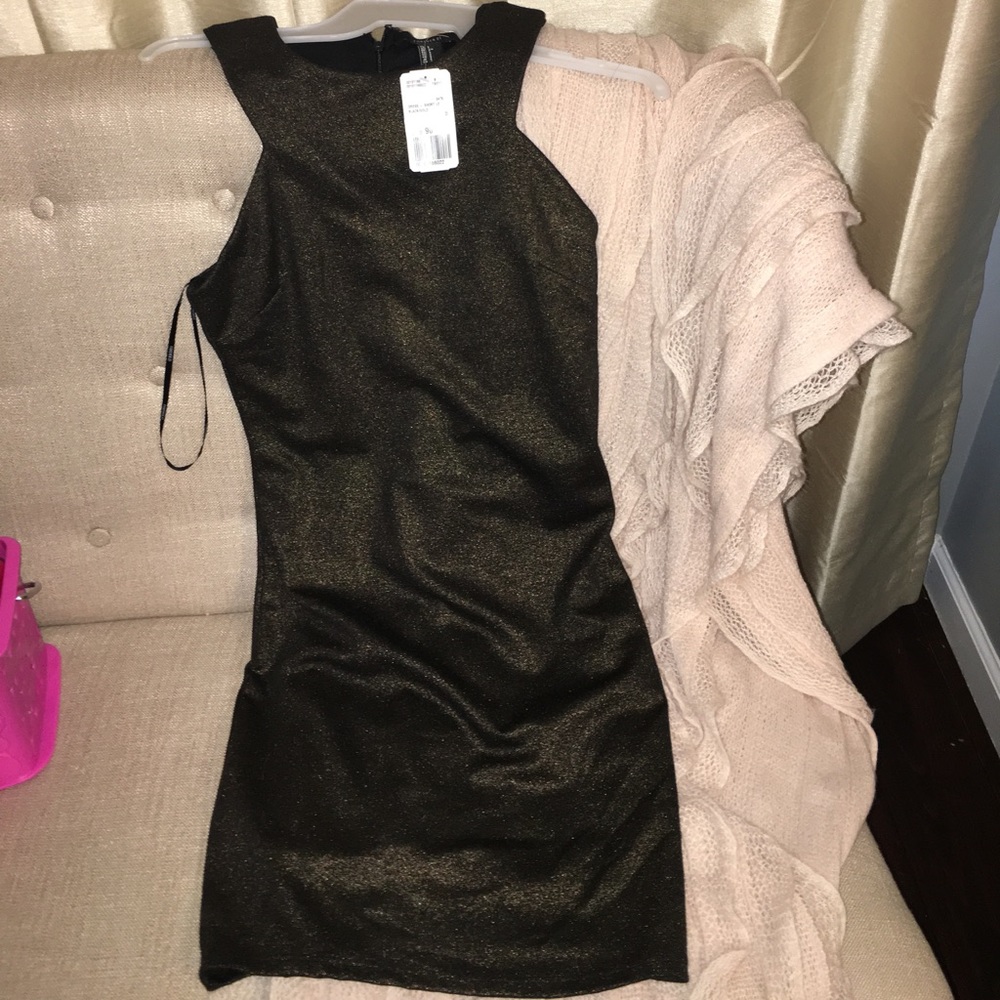 (NEW WITH TAGS) gold and black dress