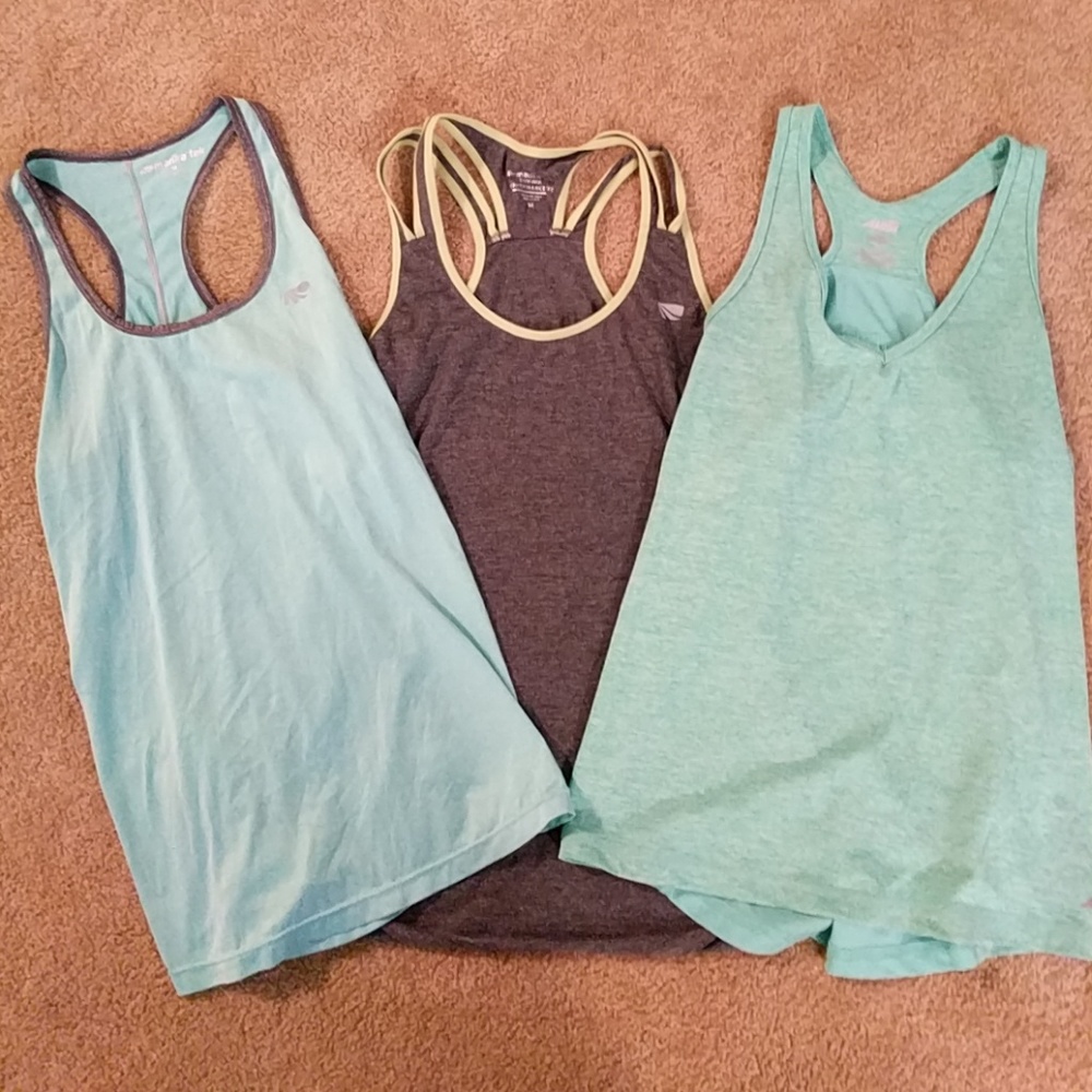 Workout tanks ALL 3 SIZE  MEDIUM