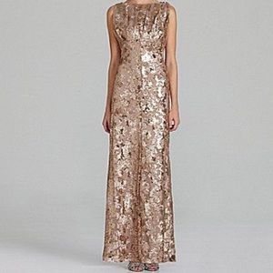 Jessica Simpson sleeveless gold long gown dress