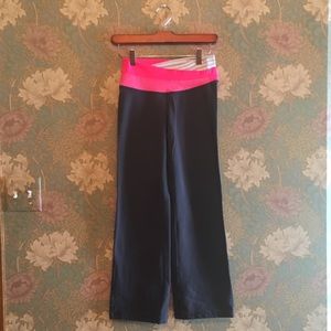 Lululemon yoga pants